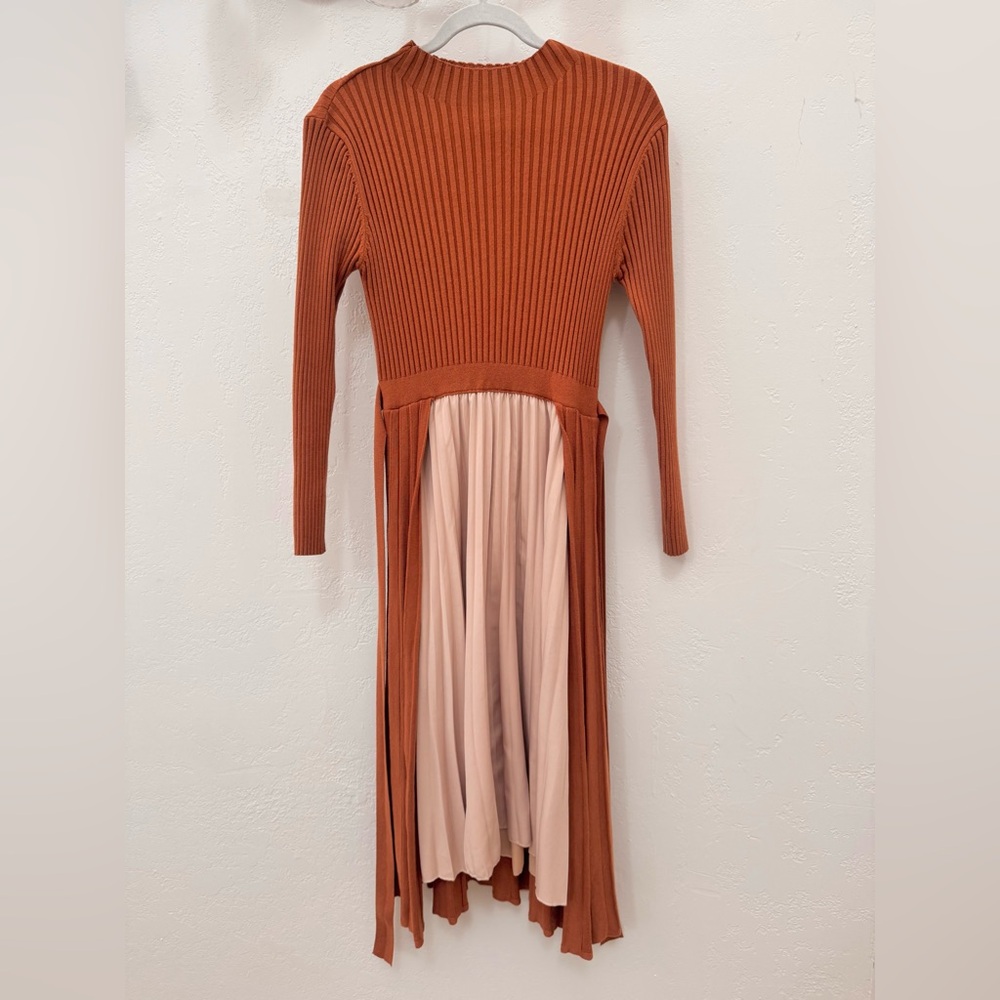 Chicwish Front Pleats Splicing Belted Hi-Lo Knit Dress in Caramel